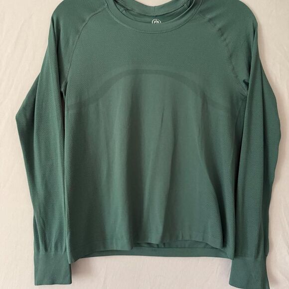 Source Unknown Tops - Unbranded Women's Green Top
